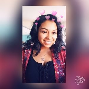 Meet your Posher, Ivon